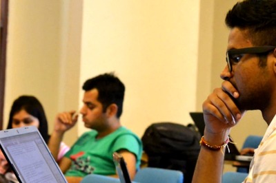 IIT Gandhinagar to Train 100 EWS Students in Leadership, Critical Thinking, Communication Skills