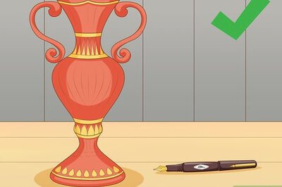 How to Buy Antiques As Wedding Gifts