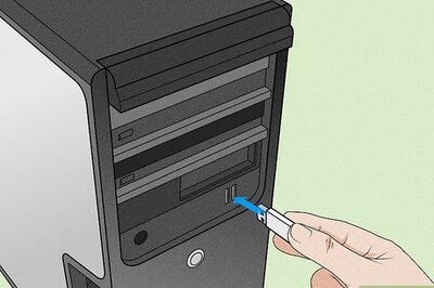 2 Easy Ways to Move Data From a Flash Drive to a Computer