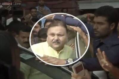 Calcutta HC orders house arrest for Saradha case accused Madan Mitra