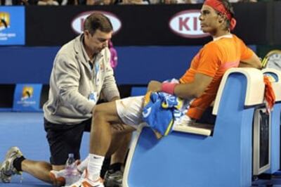 Nadal hopes to bounce back quickly from knee injury