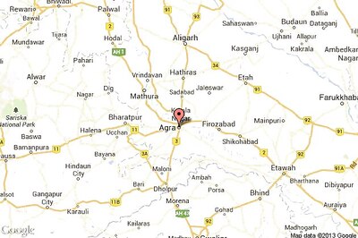 Akhilesh, Jyotiraditya Scindia lay foundation of 800 KW power corridor