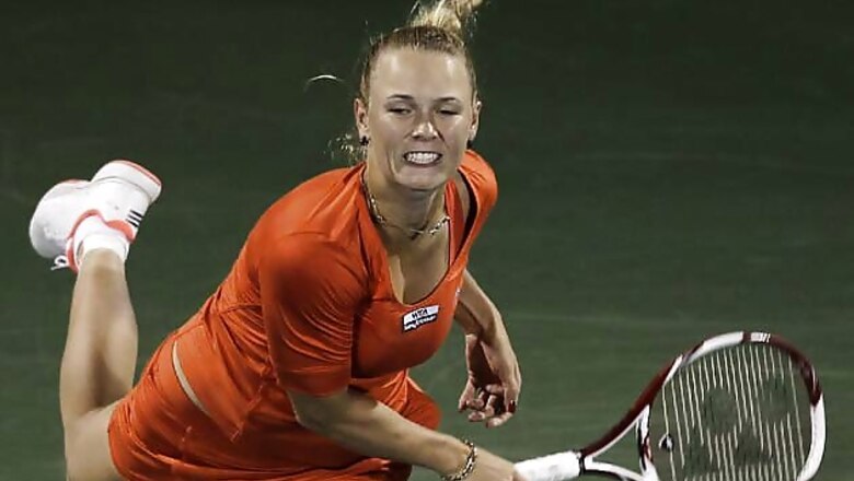 Wozniacki loses in Dubai Open semis