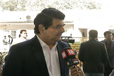 Congress, BJP spar over National Herald issue