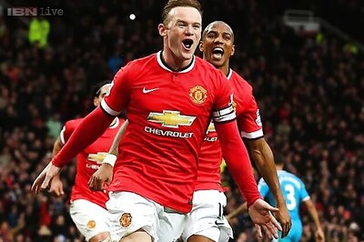 Wayne Rooney fit for Manchester United, Van Gaal ponders three-year plan