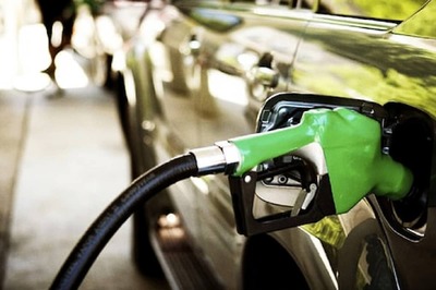 Petrol Price Hiked 35 Times in 2 Month; Inches Towards Rs 100 in Delhi, Kolkata. Know Fuel Rates