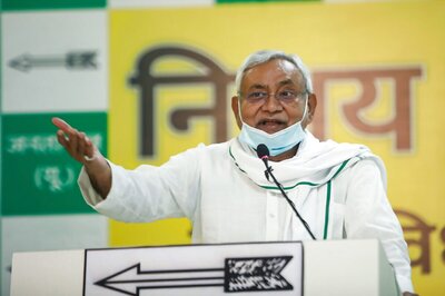 Stung by Anti-incumbency & Changed Voter Aspirations, Why Nitish Kumar Still Reigns as 'Sushasan Babu'