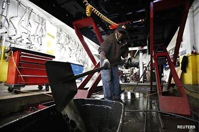 Power, fuel ease US storm woes, but many still waiting