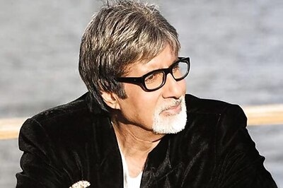 Amitabh Bachchan croons 'Kabhi Kabhi' at CIFF