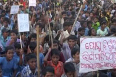 Orissa: 3 POSCO officials held hostage