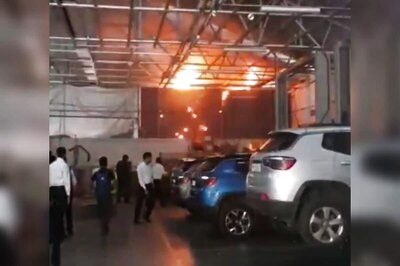 Fire Breaks Out at Jeep Service Centre in Mumbai, No Casualties Reported