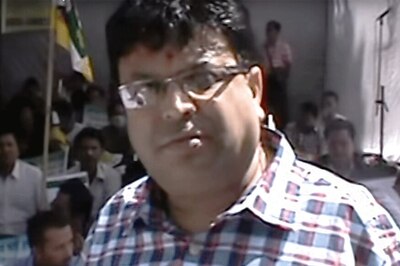 Amid Unrest in Darjeeling, GJM Leader Roshan Giri Meets Bengal BJP Chief Dilip Ghosh in Kolkata