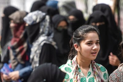 Girls with Hijab and Burqa Denied Entry to Colleges Citing High Court Interim Order
