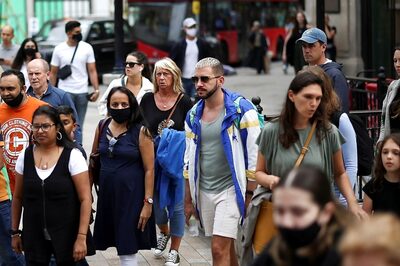 Snippets from UK: Masks Made Mandatory in Shops, on Public Transport Amidst Omicron Fear
