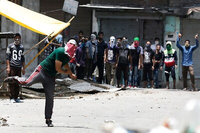 Kashmir Continues to Boil Over Wani's Death, Death Toll Touches 21