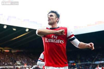 FA Cup: Arsenal take on Tottenham in north London derby