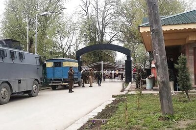 NIT Srinagar's non-local students demand Indian flag at campus, better security