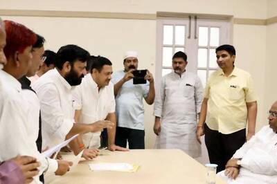 Kharge's Meet-&-Greet With Workers at the Congress HQ Shouldn't be a Big Deal. But Here's Why It Is