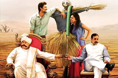 'Kaun Kitne Paani Mein' first look: Kunal Kapoor and Radhika Apte get their hands dirty in water