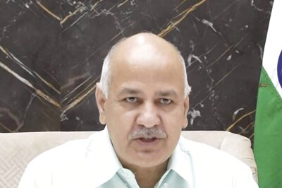 Finalists from Business Blasters' Teams of Delhi Govt Schools to Get Direct Admission to Universities: Sisodia