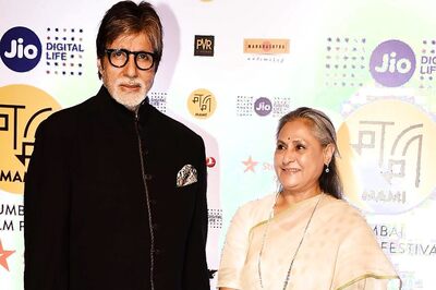 Amitabh Bachchan Misses Wife Jaya on Her Birthday as She is Stuck in Delhi