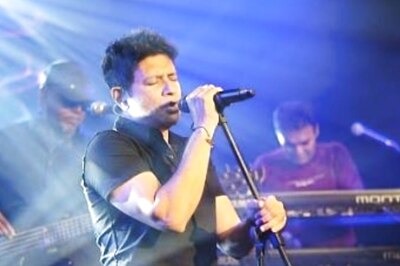 Singer KK Passes Away: Pyar Ke Pal to Yaaron, Soulful Tracks Which Will Live On