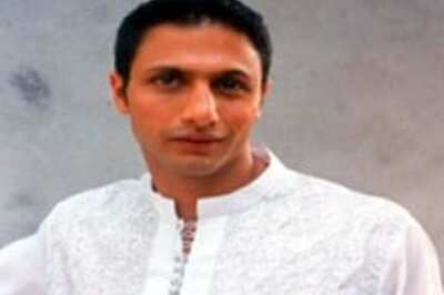 Tariq Dar's father cries foul