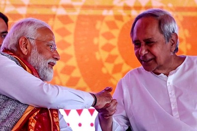 News18 Mega Opinion Poll: Amid 'Will They, Won't They' Tie-up Talk, BJP Poised to Beat BJD 13-8 in Odisha Lok Sabha Battle