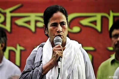 Centre wants West Bengal to die of hunger: Mamata