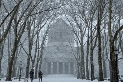 US Braces For Winter Storm Fallout: 1,200 Flights Canceled, Heavy Snow Blankets North-East Region