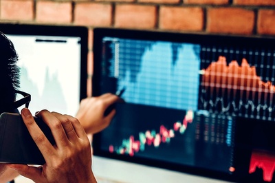 Sensex Ends Flat, Nifty Below 18,300; Mahanagar Gas Gains 7%, Zomato Dips 6%