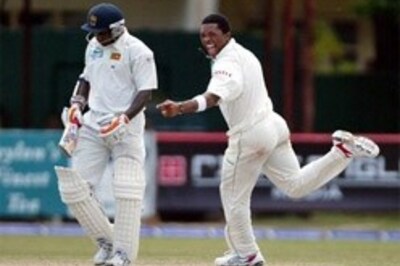 Ntini, Steyn bowl out Lanka for 321