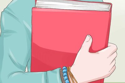 How to Read a Book to a Group of Kids
