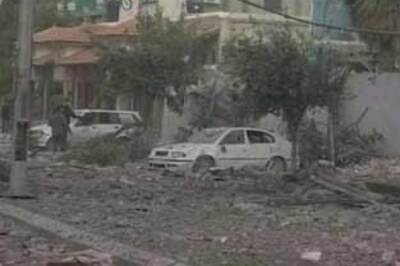 Israel continues Gaza strikes; UN calls emergency meeting