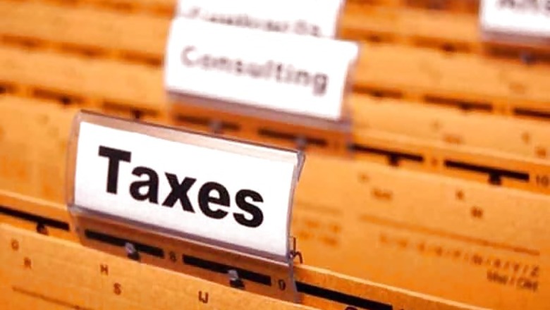 Writer Ready To Reduce Fee Till Entertainment Tax Revision In TN
