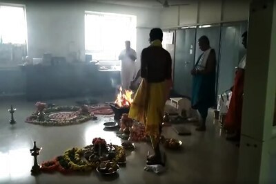 Bengaluru RTO Office Conducts Pooja Amid Lockdown, Enquiry Ordered