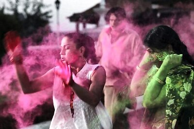 Festivity, colours mark Holi in Delhi