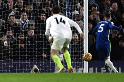 Leeds United vs Chelsea Live Streaming: When and Where to Watch EPL 2021-22 Live Coverage on Live TV Online