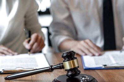 If Husband Enjoys Luxurious Lifestyle, Wife & Son Can’t be Left in the Lurch: Karnataka HC