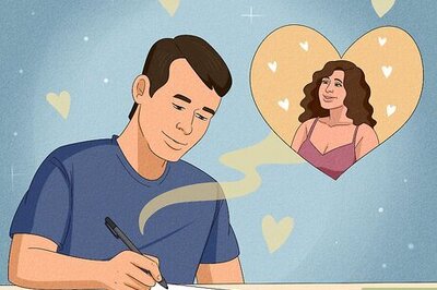 Coldplay’s “Yellow” Lyrics: Their Meaning & The Inspiration Behind Them