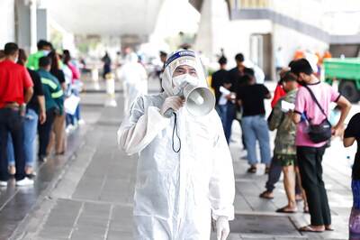 Tamil Nadu Relaxes Lockdown Restrictions; Religious Places, Malls, Stores to Open