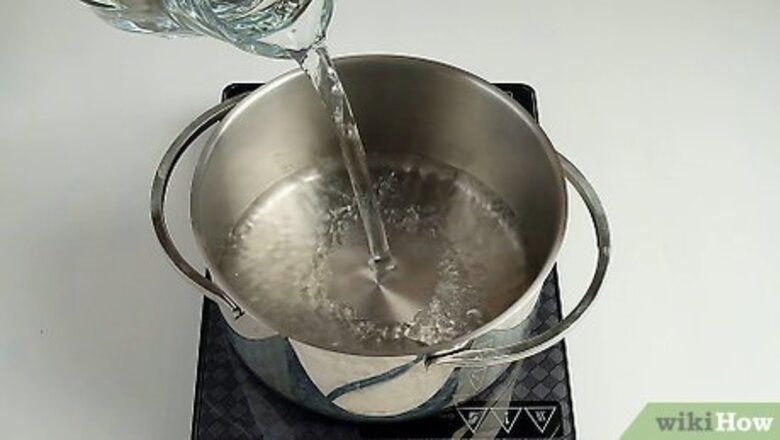 How to Boil Crab Legs