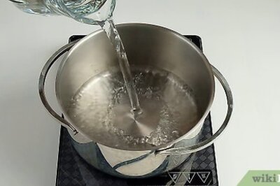 How to Boil Crab Legs