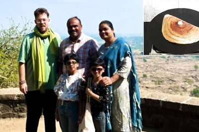 Aussie Man 'Kidnapped' By Loving Indian Family Feeding Schezwan Dosas Can Be a Tourism Ad