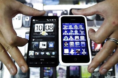 Indian smartphone market declines for the first time in Q4 2014: Report