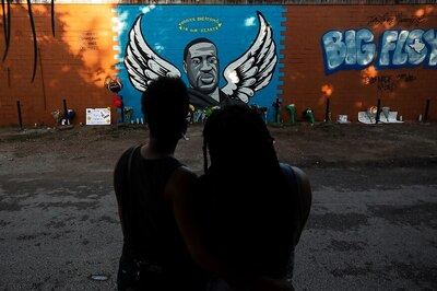 George Floyd's Family Gathers in Virginia to Unveil Hologram