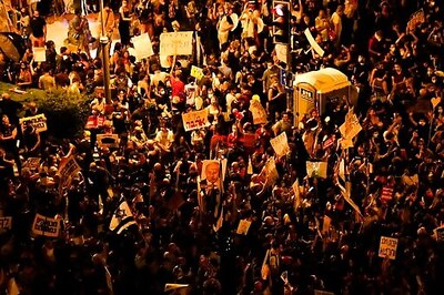 'Bibi Go Home, Emperor Lost His Clothes': Thousands of Israelis Protest Against Netanyahu's Covid-19 Handling