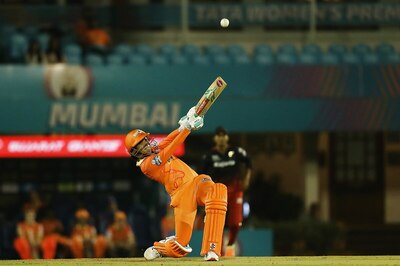 Gujarat Giants' Sophia Dunkley Hits Fastest Half-century of WPL 2023