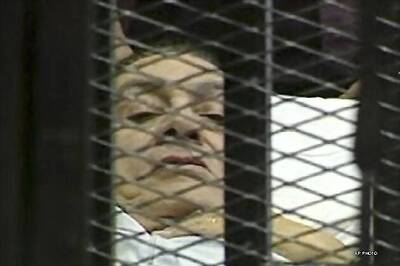 Egypt: Mubarak's supporters call for his release