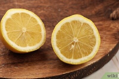 How to Remove the Smell of Bleach from Your Hands